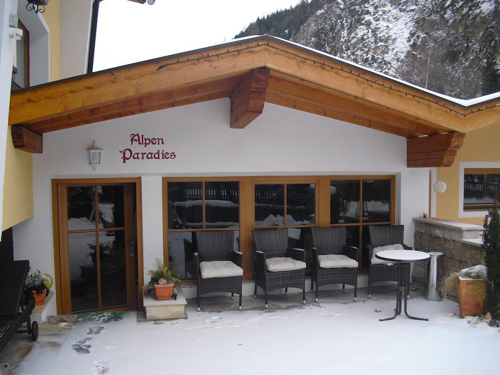 Gaestehaus Waltraud Längenfeld Exterior foto